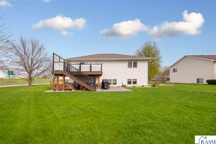 2101 Red Tail Lane, North Mankato, MN 56003 - #2