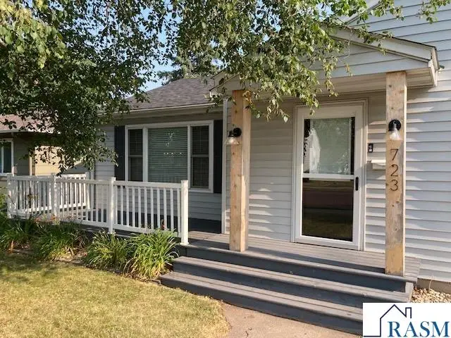 723 E 2nd Street, Redwood Falls, MN 56283 - #2