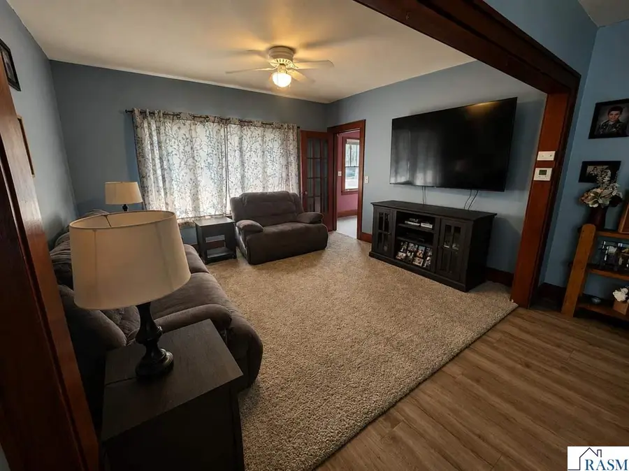 112 N White Street, Comfrey, MN 56019 - #3