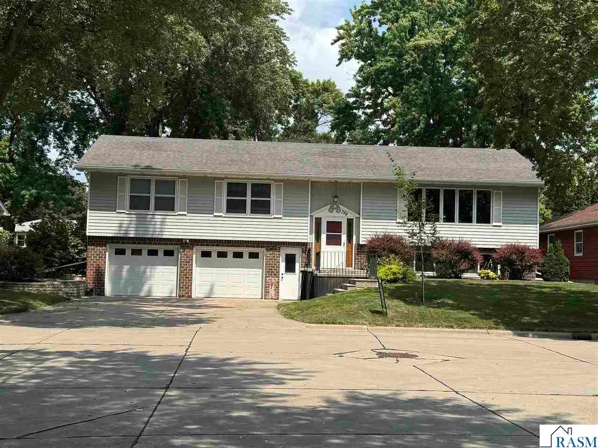 799 SW 4 Street, Wells, MN 56097-4302 - #1
