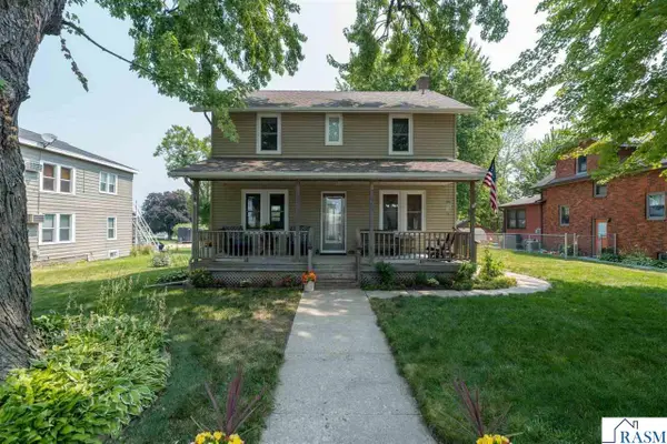 303 N Market Street, Janesville, MN 56048