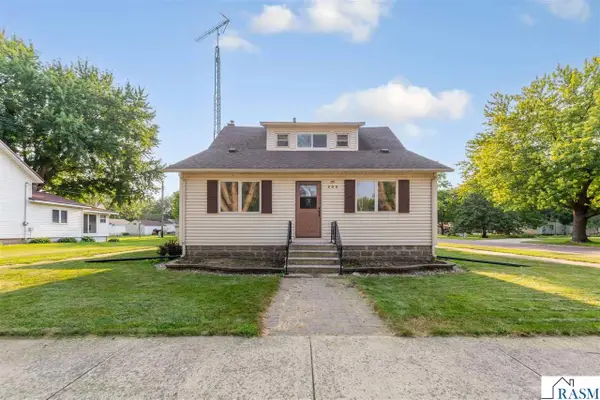 200 SE 1st Avenue, Mapleton, MN 56065