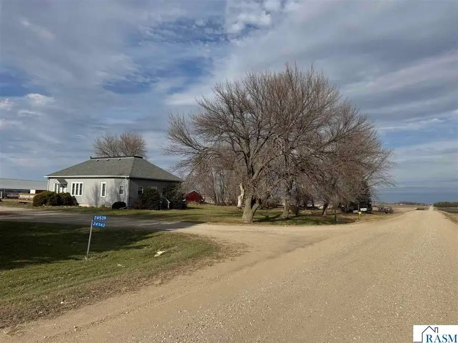 24543 630 Avenue, Alden, MN 56009 - #2