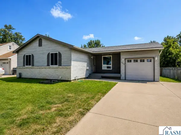 1413 Hemlock Avenue, Owatonna, MN 55060