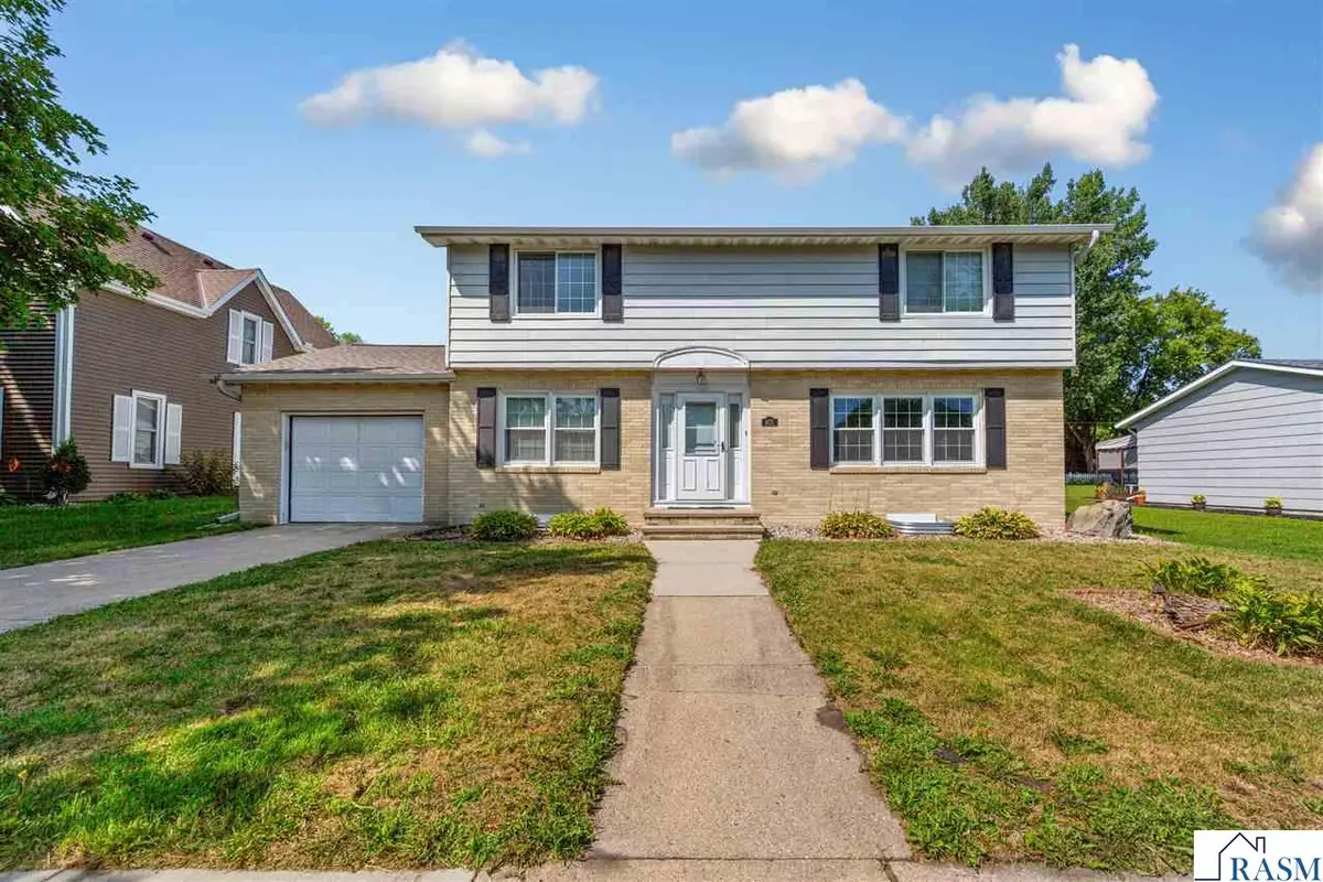 403 E Adams Street, Arlington, MN 55307 - #1