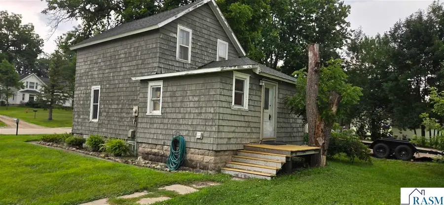 413 7th Ave NW, Waseca, MN 56093 - #3
