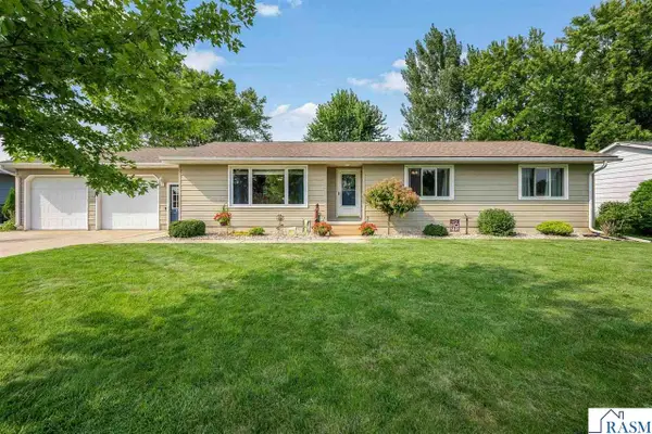 511 SW 2nd Ave, Winnebago, MN 56098