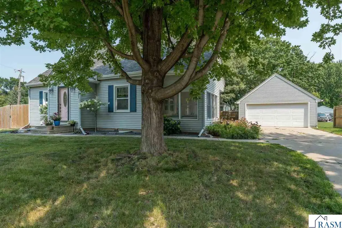 227 Johnson Street, Mankato, MN 56001 - #1