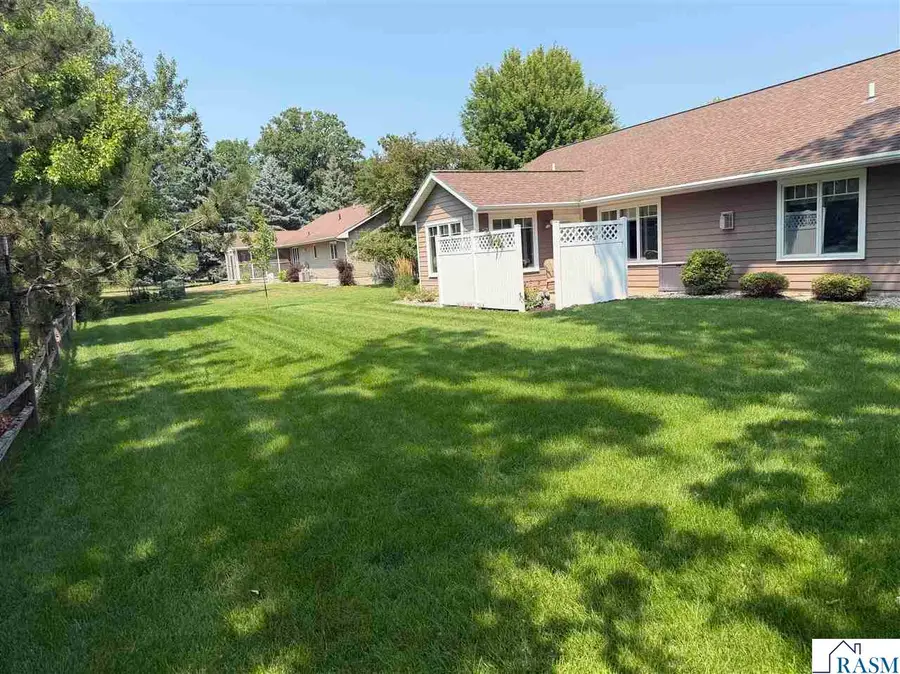 812 Summit Avenue, New Ulm, MN 56073 - #3