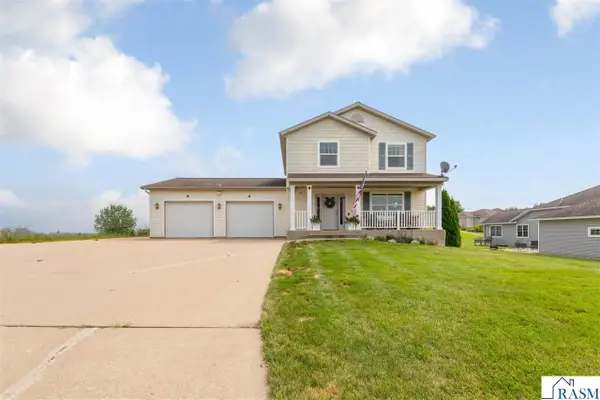 2502 NE 6th Street, Waseca, MN 56093