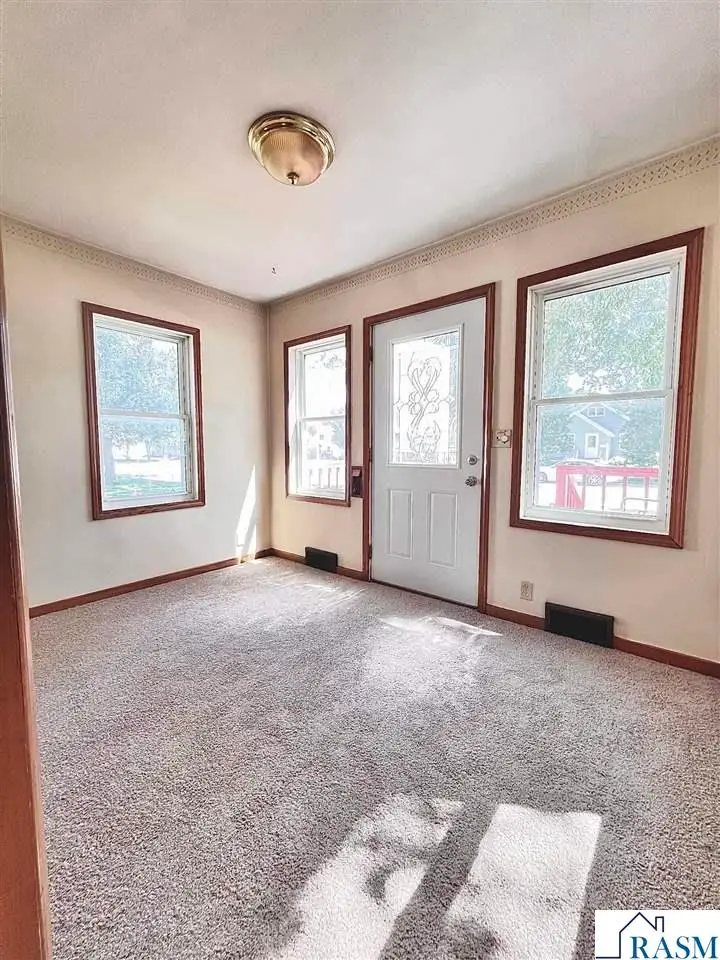 514 S Broadway, Wells, MN 56097 - #2