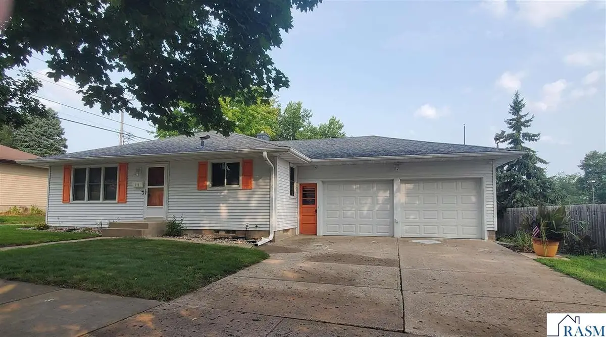 610 N 7th, New Ulm, MN 56073 - #1