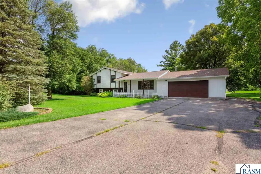 58357 Birch Bluff Lane, North Mankato, MN 56003 - #2