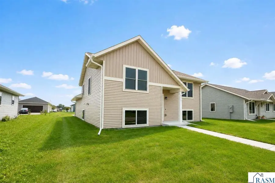 2113 Lunden Street, Saint Peter, MN 56082 - #2