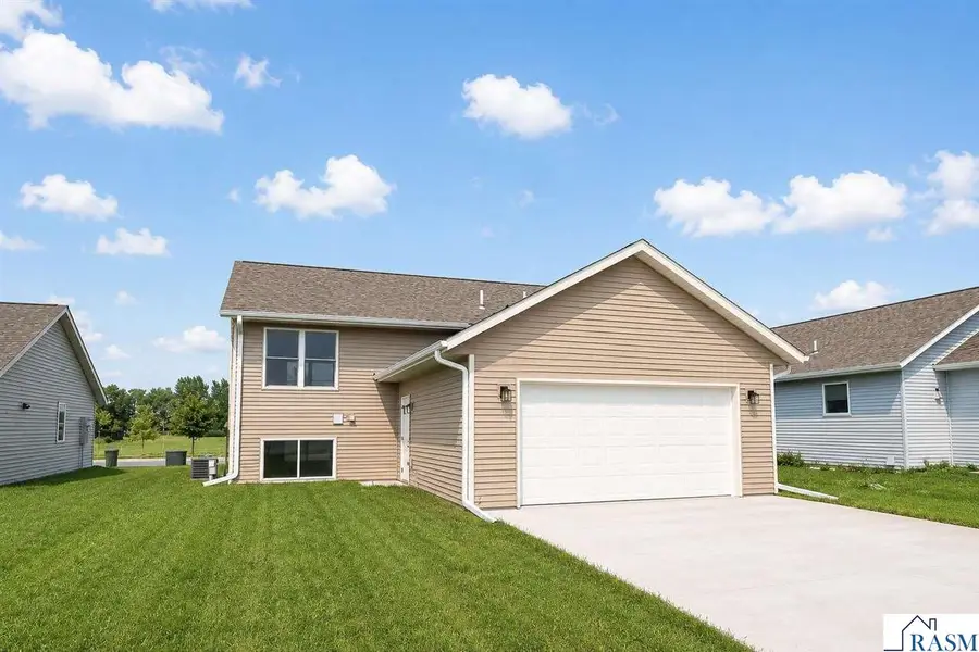 2113 Lunden Street, Saint Peter, MN 56082 - #3