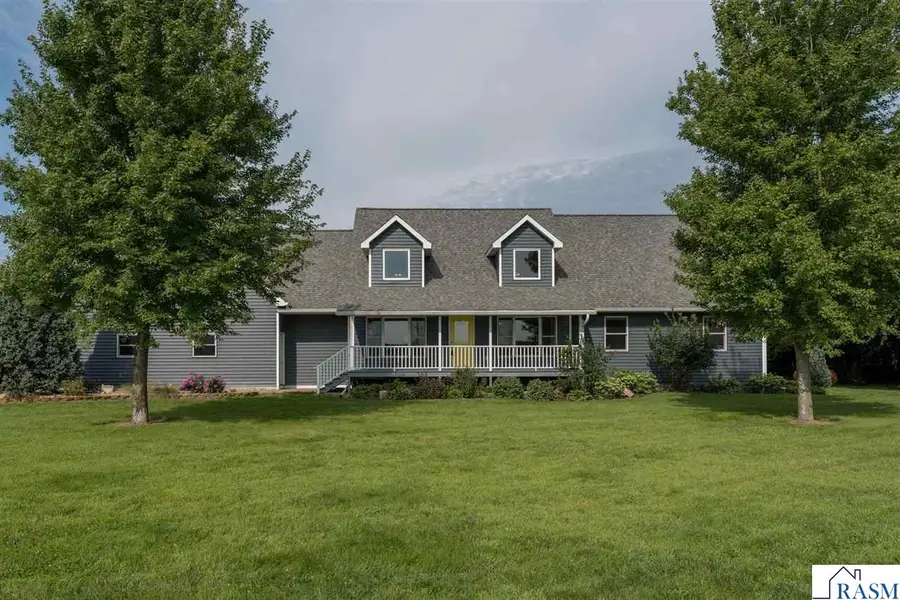 18500 510th Avenue, Lake Crystal, MN 56055 - #2