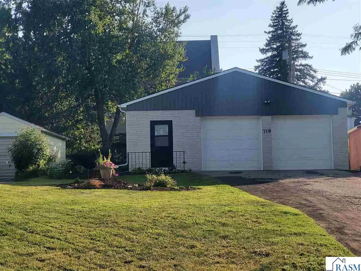 719 N Spring, New Ulm, MN 56073 - #1