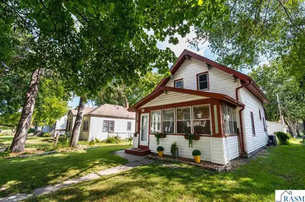 521 Park Lane, Mankato, MN 56001