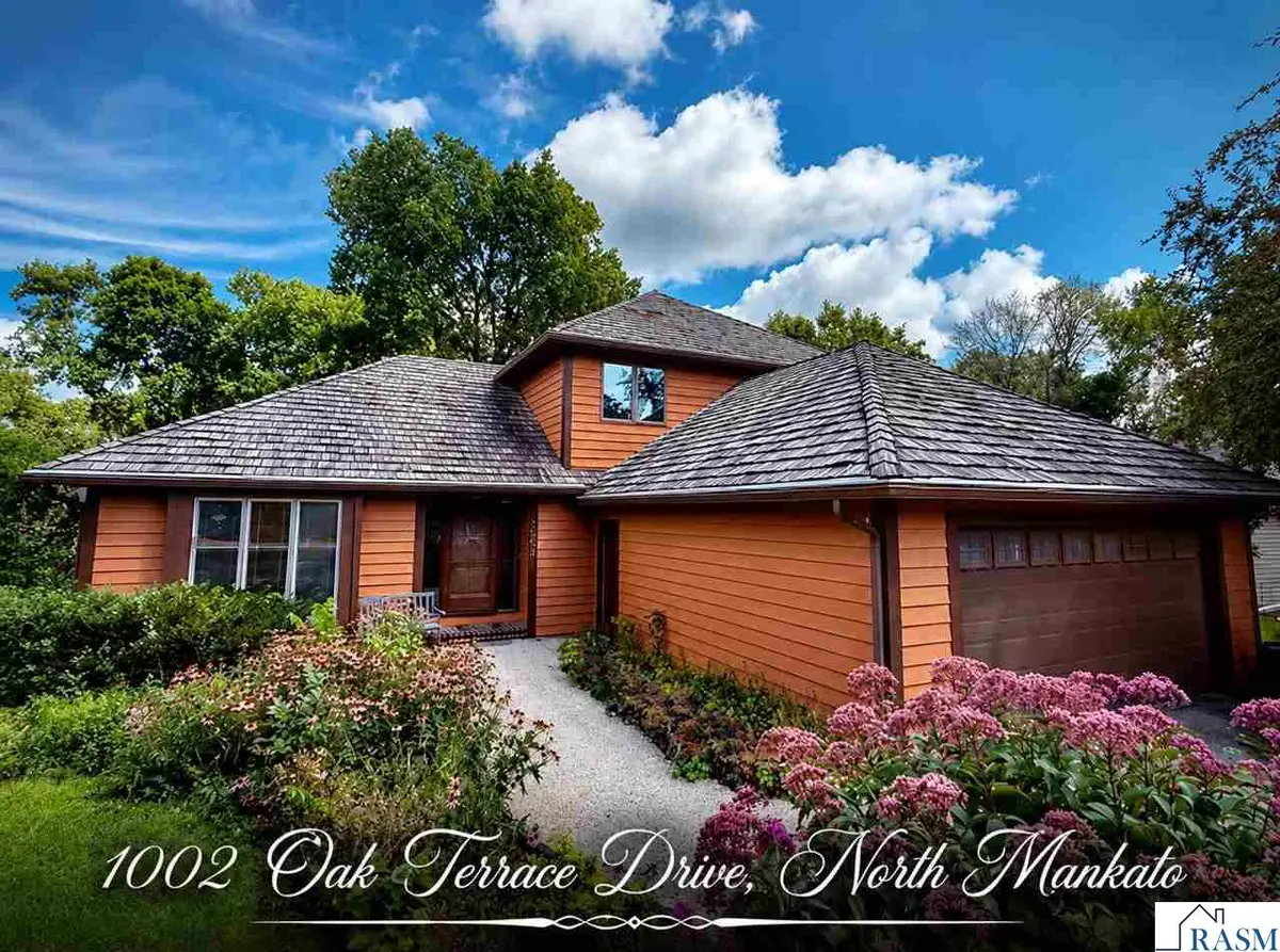 1002 Oak Terrace Drive, North Mankato, MN 56003 - #1
