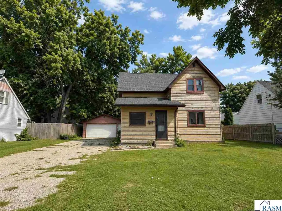 412 W 2nd Street, Mankato, MN 56001 - #2