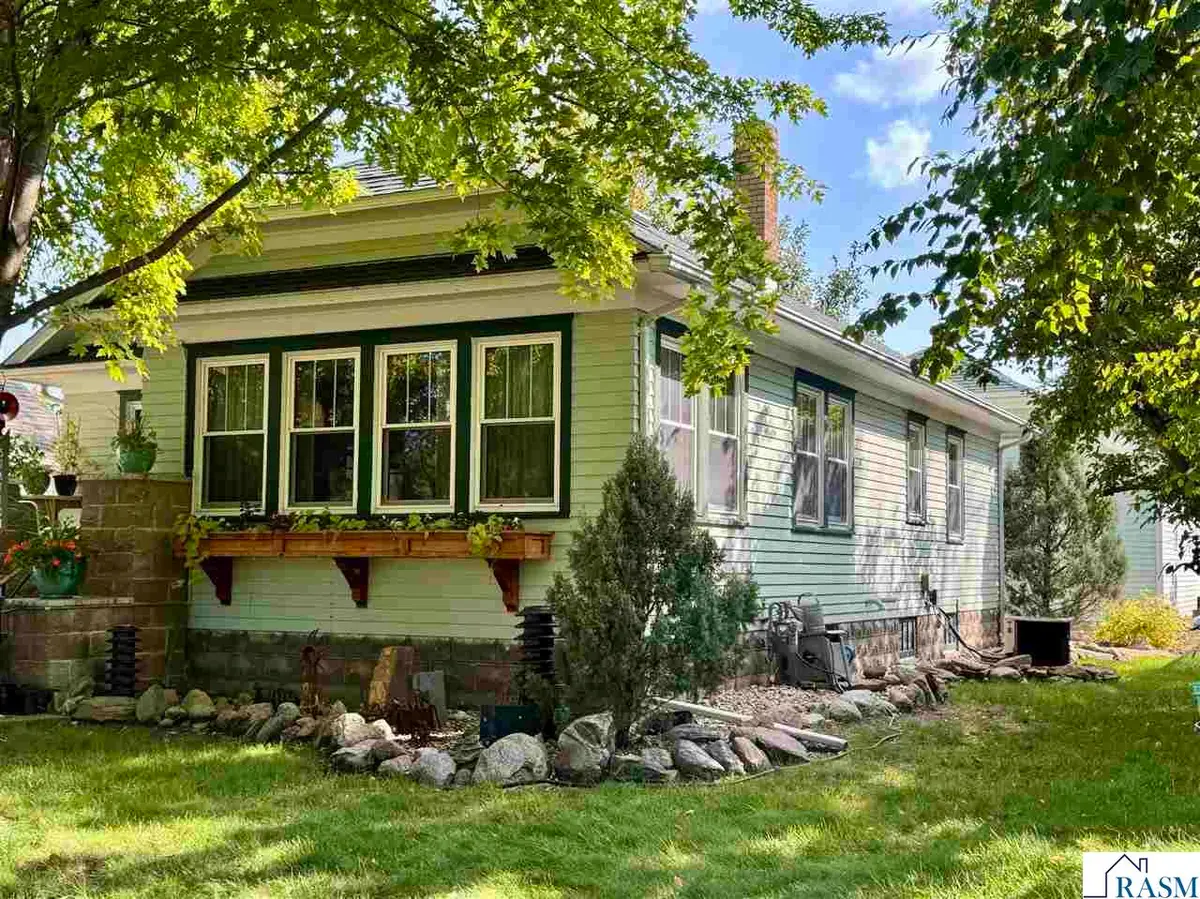210 W Elm Street, Saint Peter, MN 56082 - #1