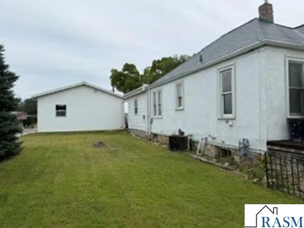 908 N 2nd Street, Mankato, MN 56001