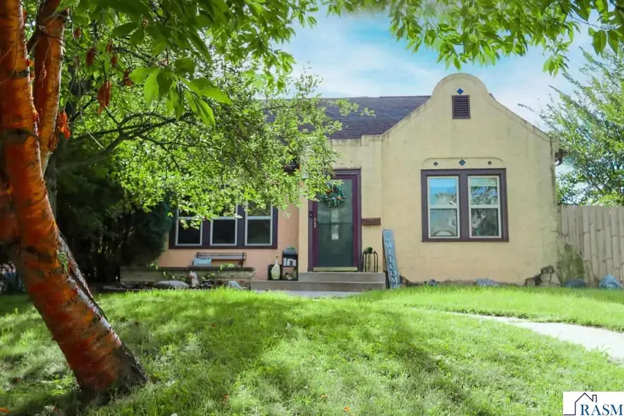 115 Hinckley Street, Mankato, MN 56001 - #2