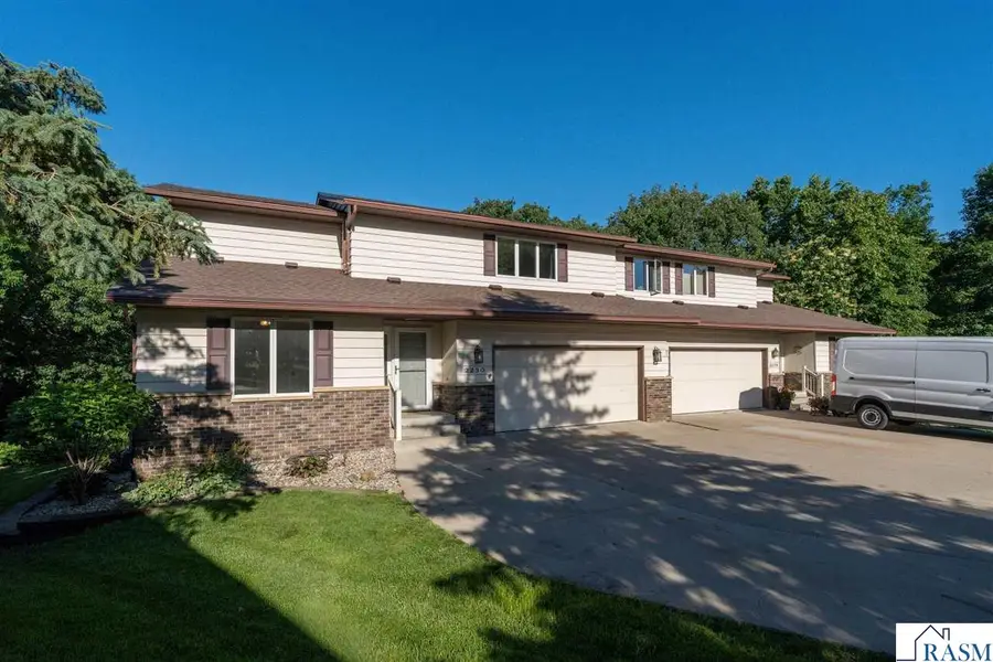 2230-2228 W Dream Drive, North Mankato, MN 56003 - #3