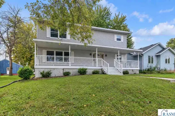 915 N Valley Street, New Ulm, MN 56073
