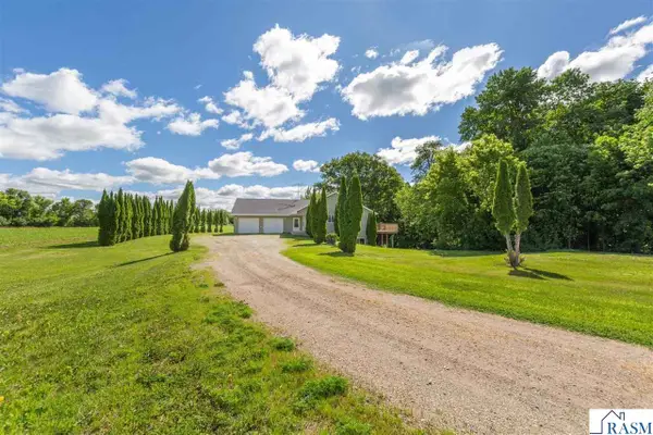 23493 Echo Avenue, Faribault, MN 55021