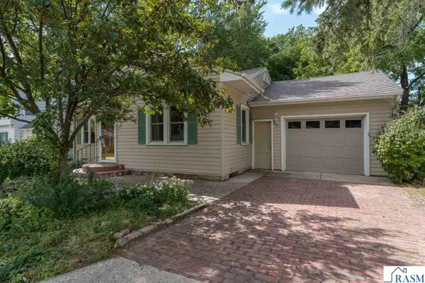 210 Viola Street, Mankato, MN 56001