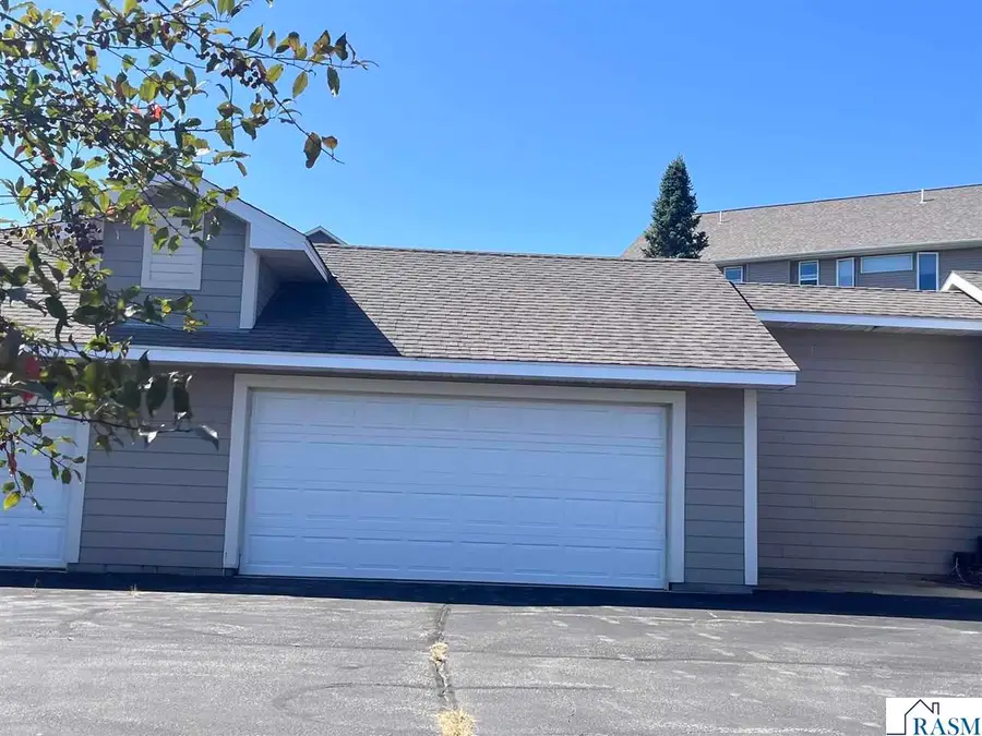 1824 Haralson Crt, Saint Peter, MN 56082 - #3