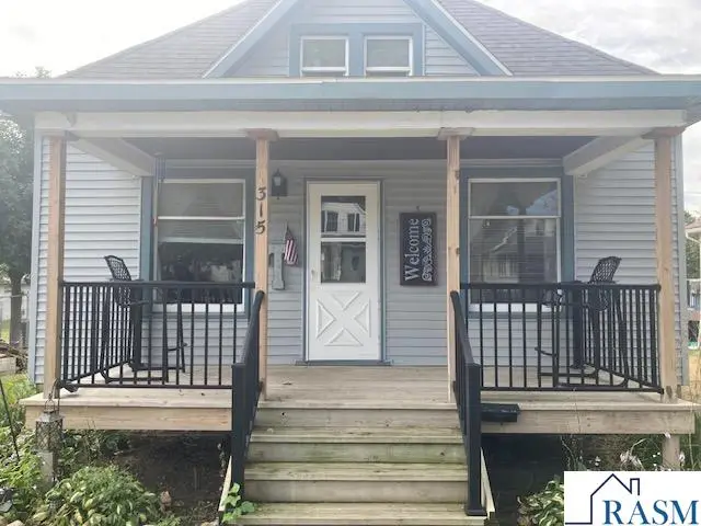 315 SE Maple Street, Sleepy Eye, MN 56085 - #2