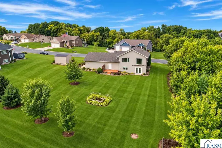 822 Deer Path, Montgomery, MN 56069 - #3