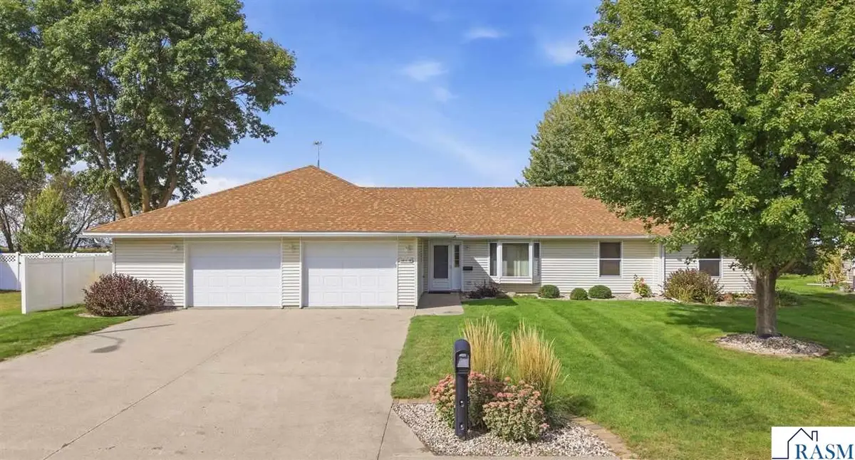 474 SW 10th Avenue, Wells, MN 56097 - #1