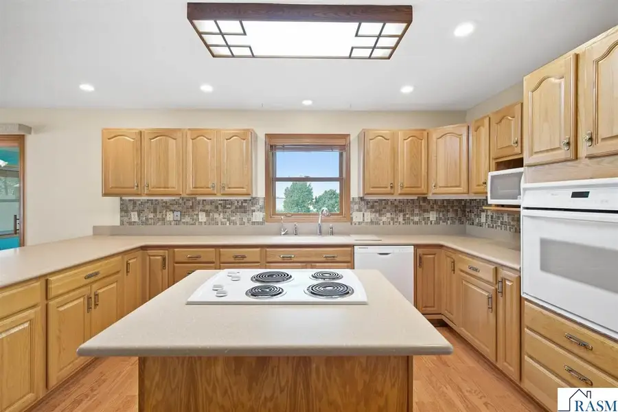 474 SW 10th Avenue, Wells, MN 56097 - #3