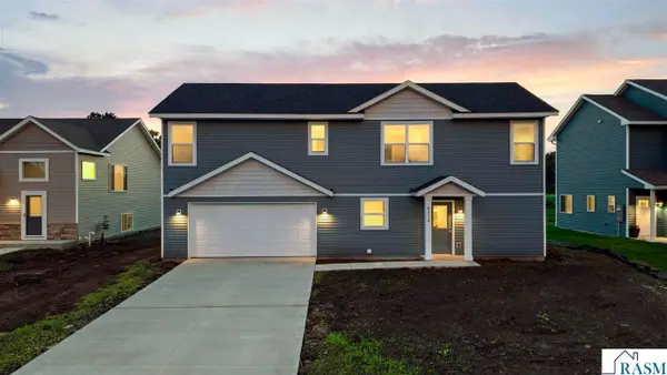 3113 Bassett Drive, Mankato, MN 56001