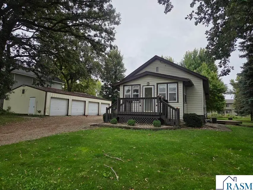 803 W 1st Street, Blue Earth, MN 56013 - #1