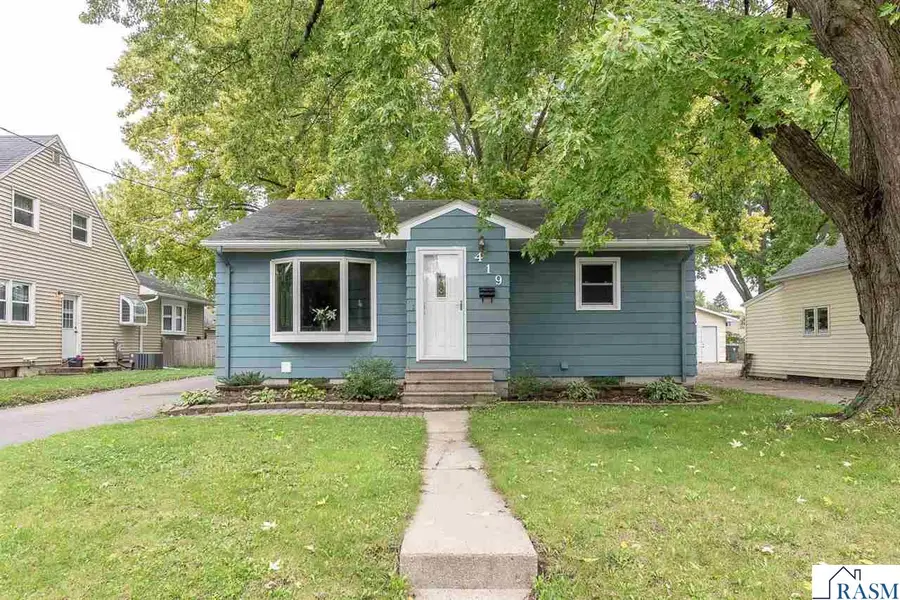 419 McKinley Avenue, North Mankato, MN 56003 - #2