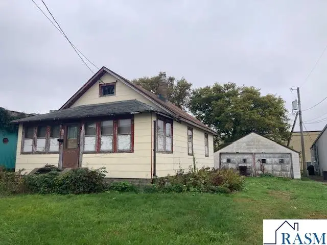 109 W Ruth Street, Mankato, MN 56001 - #1