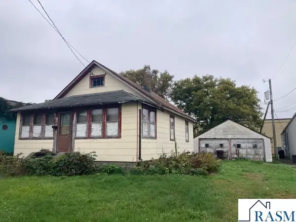 109 W Ruth Street, Mankato, MN 56001