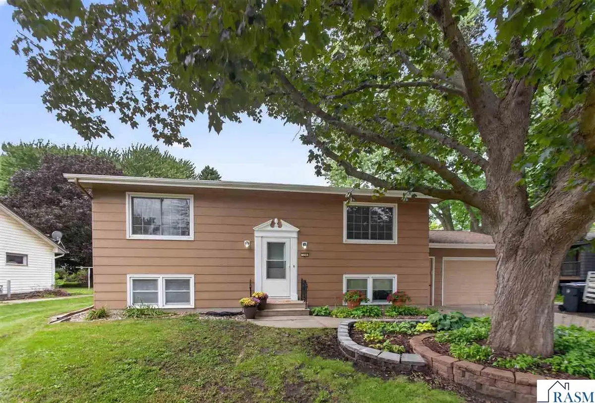 130 Pohl Road, Mankato, MN 56001 - #1