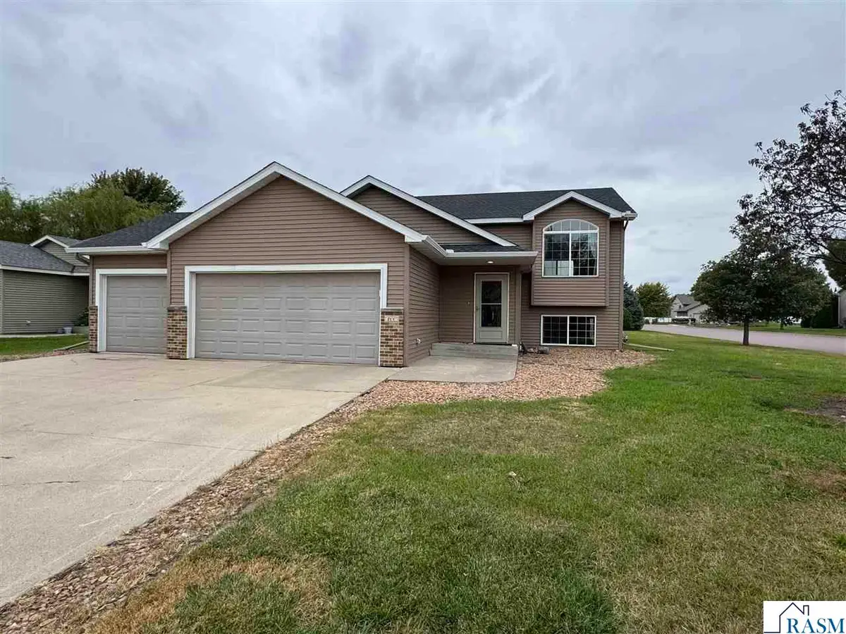100 Olympic Court, Mankato, MN 56001 - #1