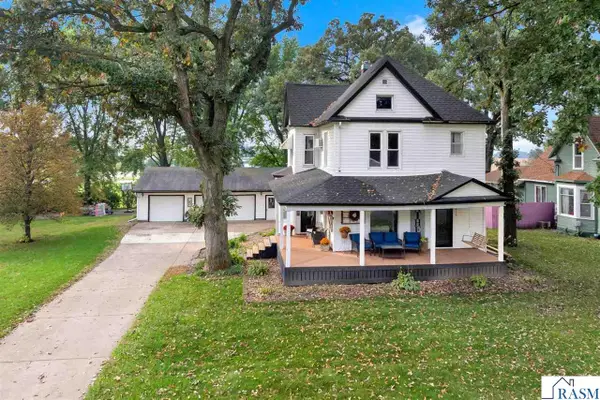 616 W Cleveland Avenue, Winnebago, MN 56098