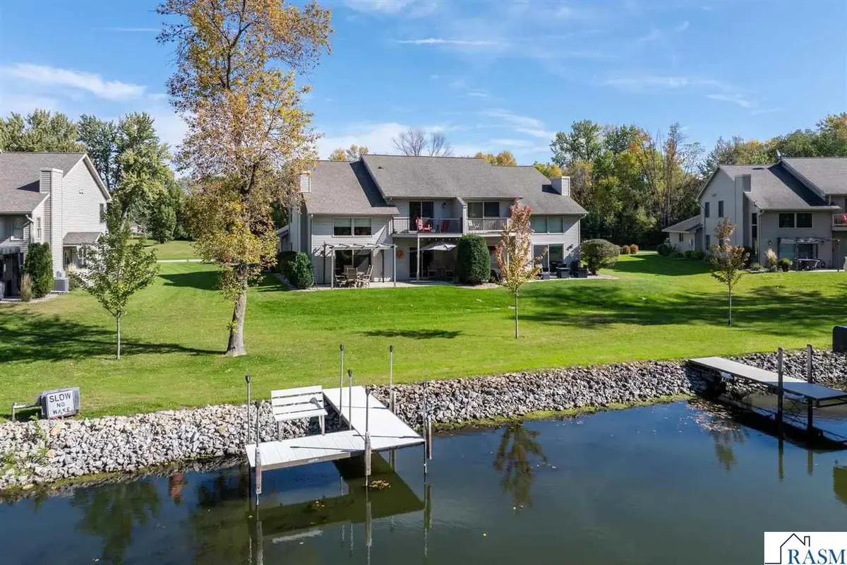 517 W Riverview Drive, Waterville, MN 56096 - #1