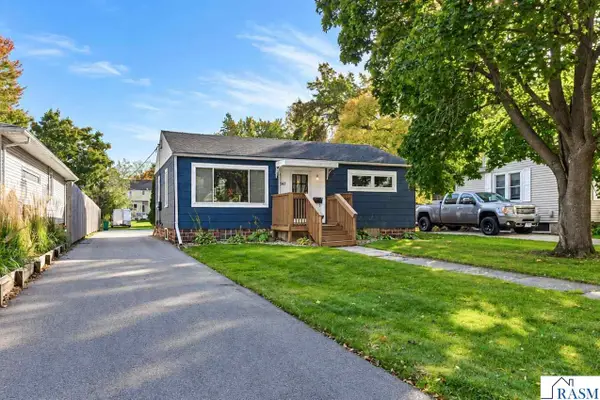 547 E Main Street, Owatonna, MN 55060