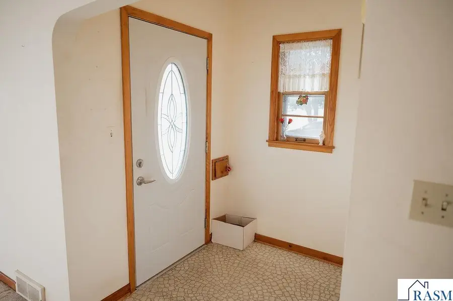 227 E 9th Street, Blue Earth, MN 56013 - #3