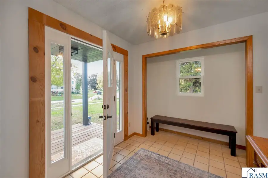 218 W 6th Street, Blue Earth, MN 56013 - #2