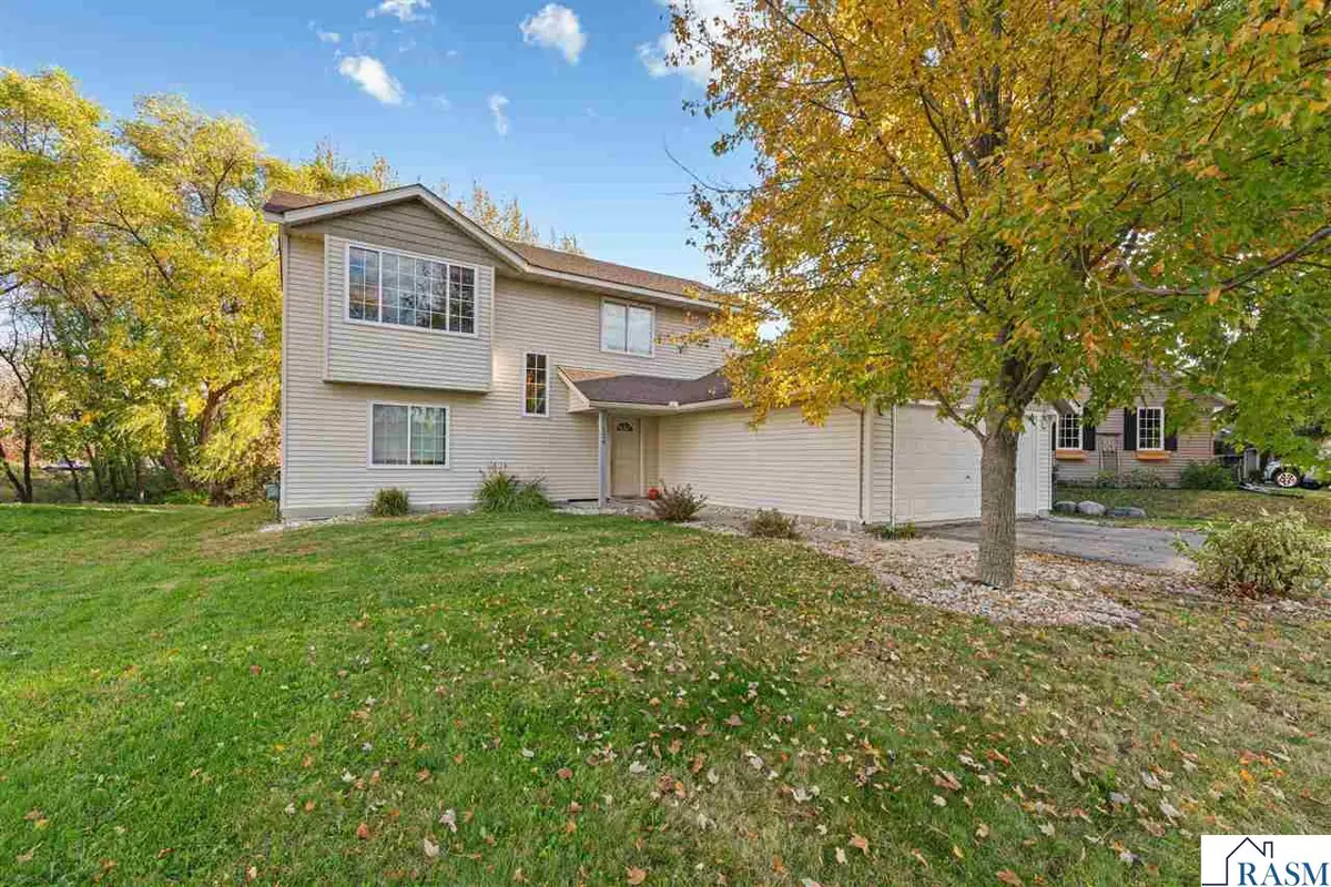 124 Gambrelle Court, Mankato, MN 56001 - #1