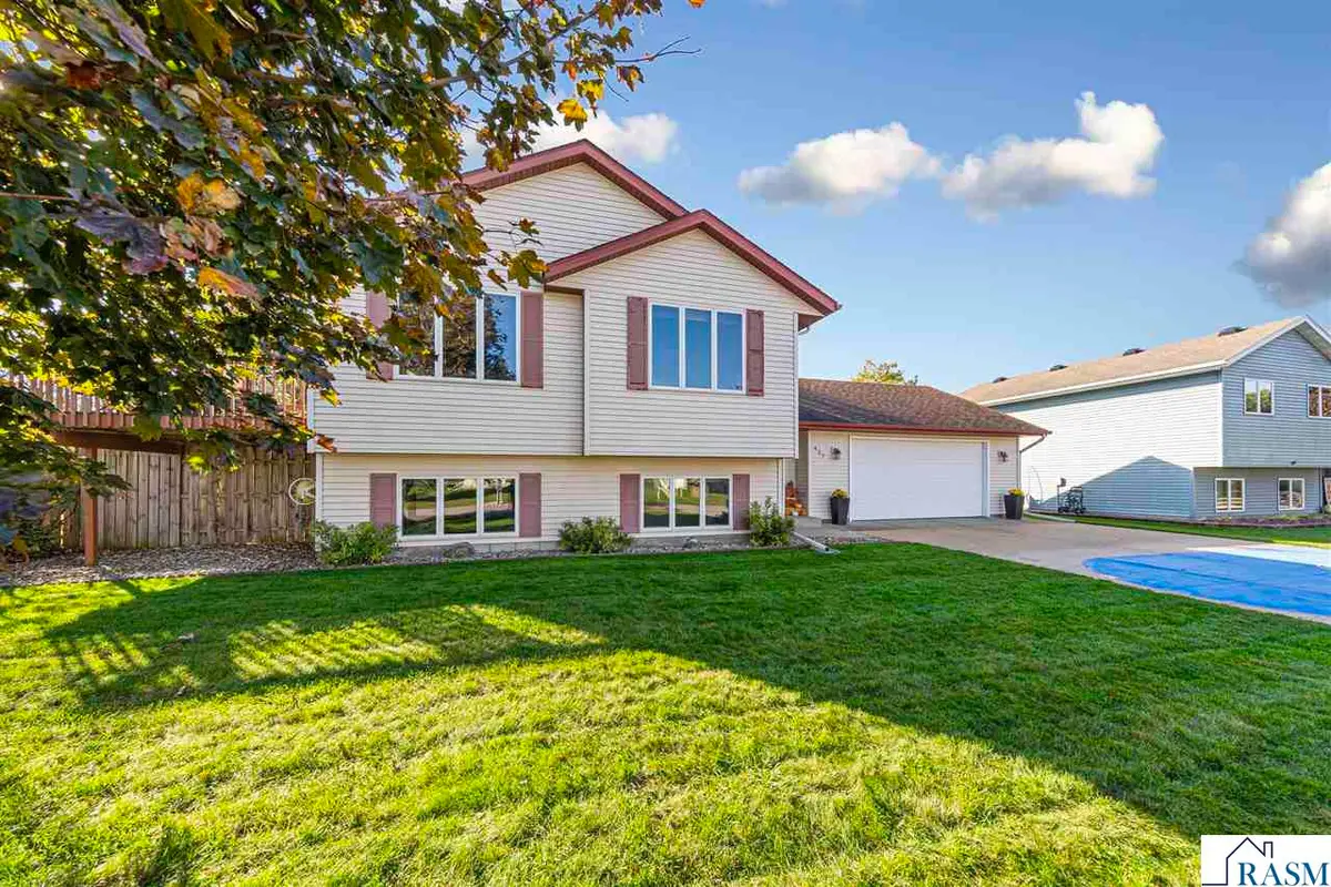 427 Lilac Lane, Madison Lake, MN 56063 - #1